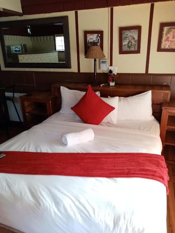 יוהנסבורג Tudor Lodge Guest House מראה חיצוני תמונה
