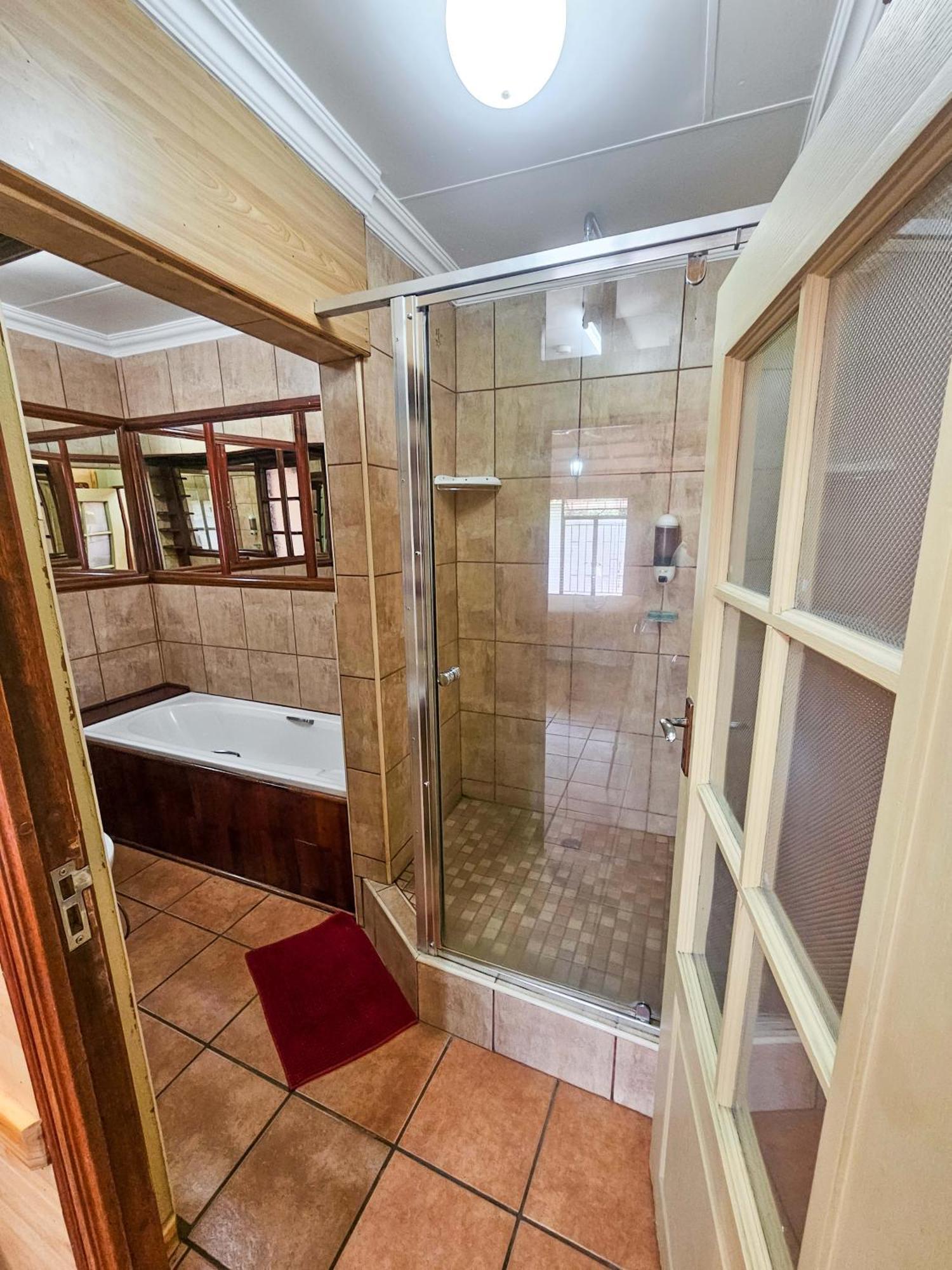 יוהנסבורג Tudor Lodge Guest House מראה חיצוני תמונה