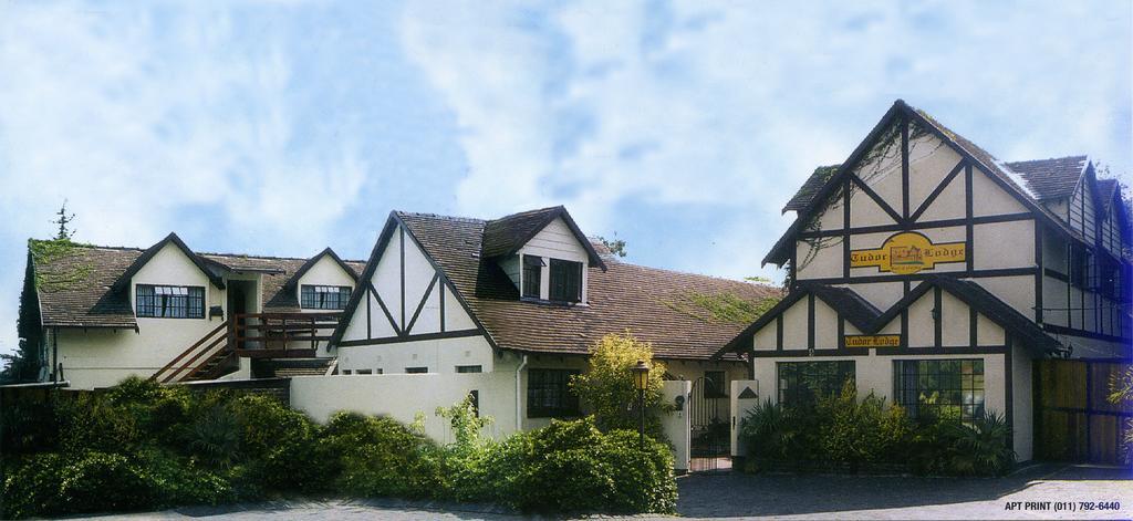 יוהנסבורג Tudor Lodge Guest House מראה חיצוני תמונה